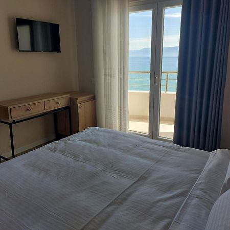 Hotel Demoli 포그라데츠 외부 사진