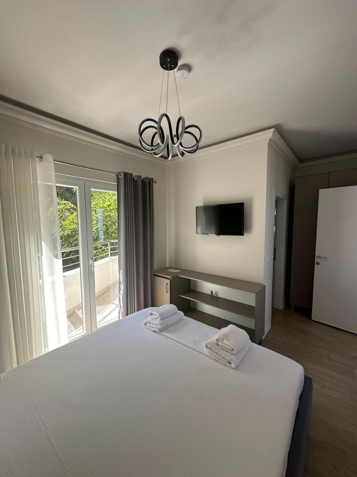 Hotel Demoli 포그라데츠 외부 사진