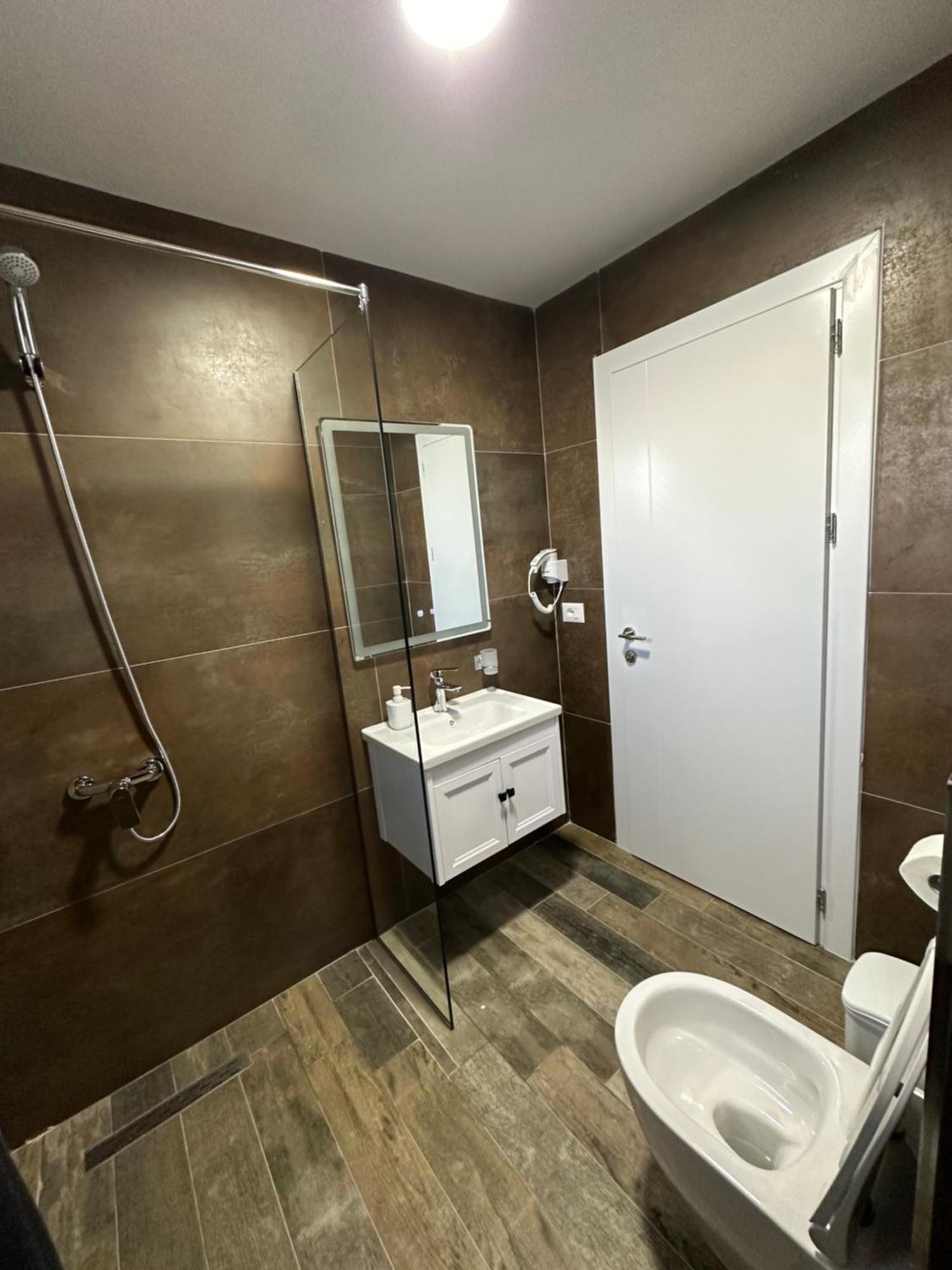 Hotel Demoli 포그라데츠 외부 사진