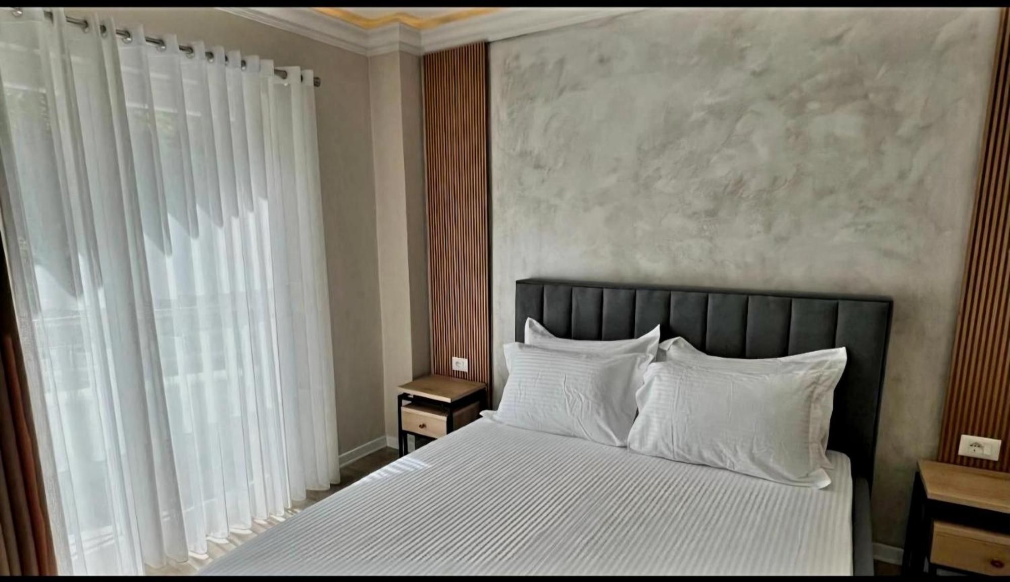 Hotel Demoli 포그라데츠 외부 사진