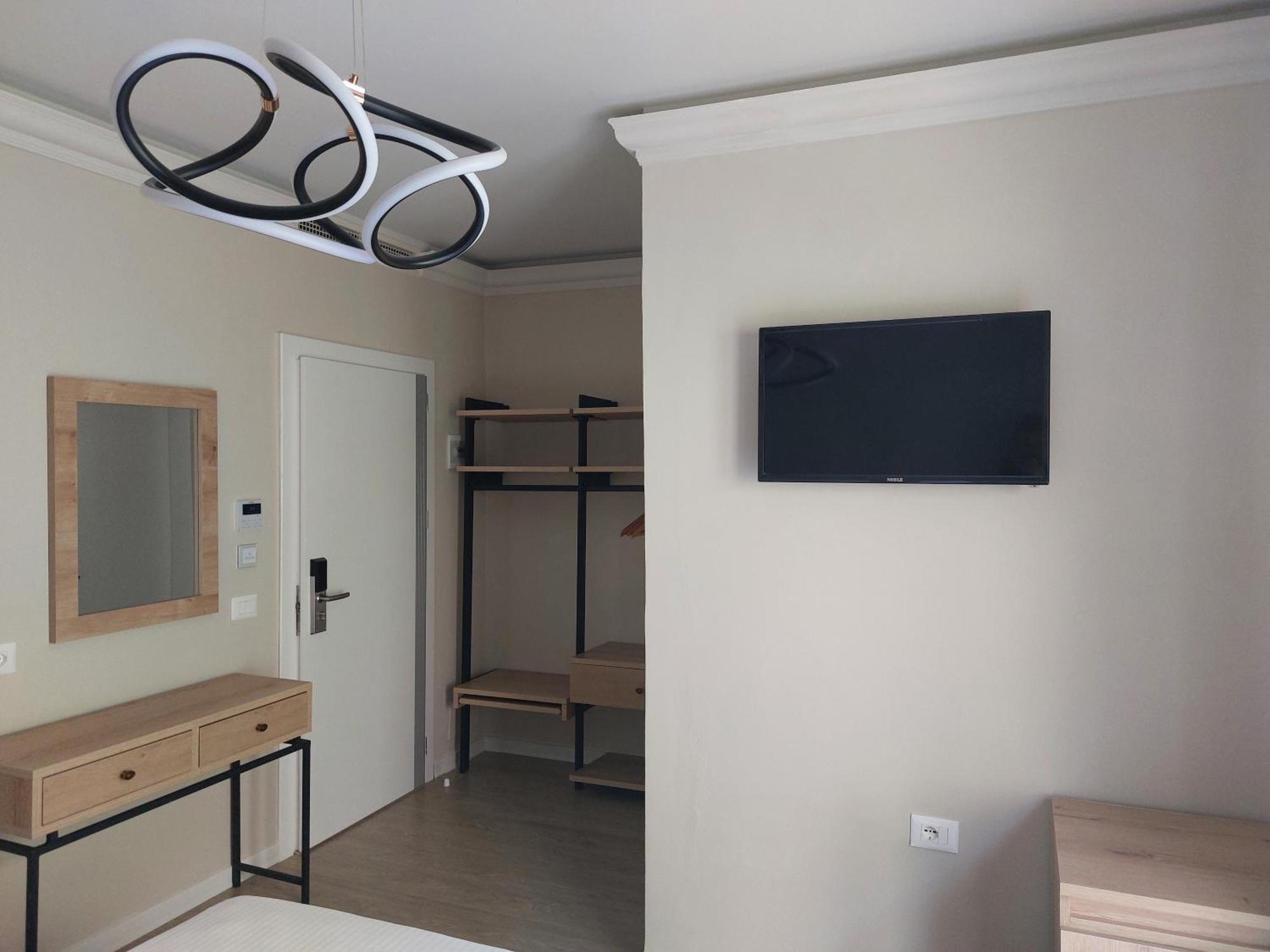 Hotel Demoli 포그라데츠 외부 사진