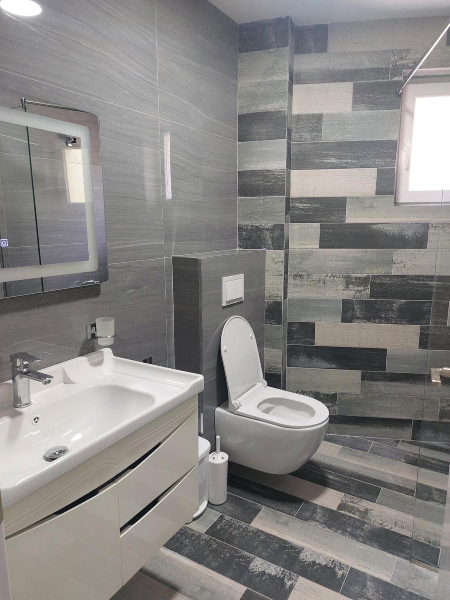 Hotel Demoli 포그라데츠 외부 사진